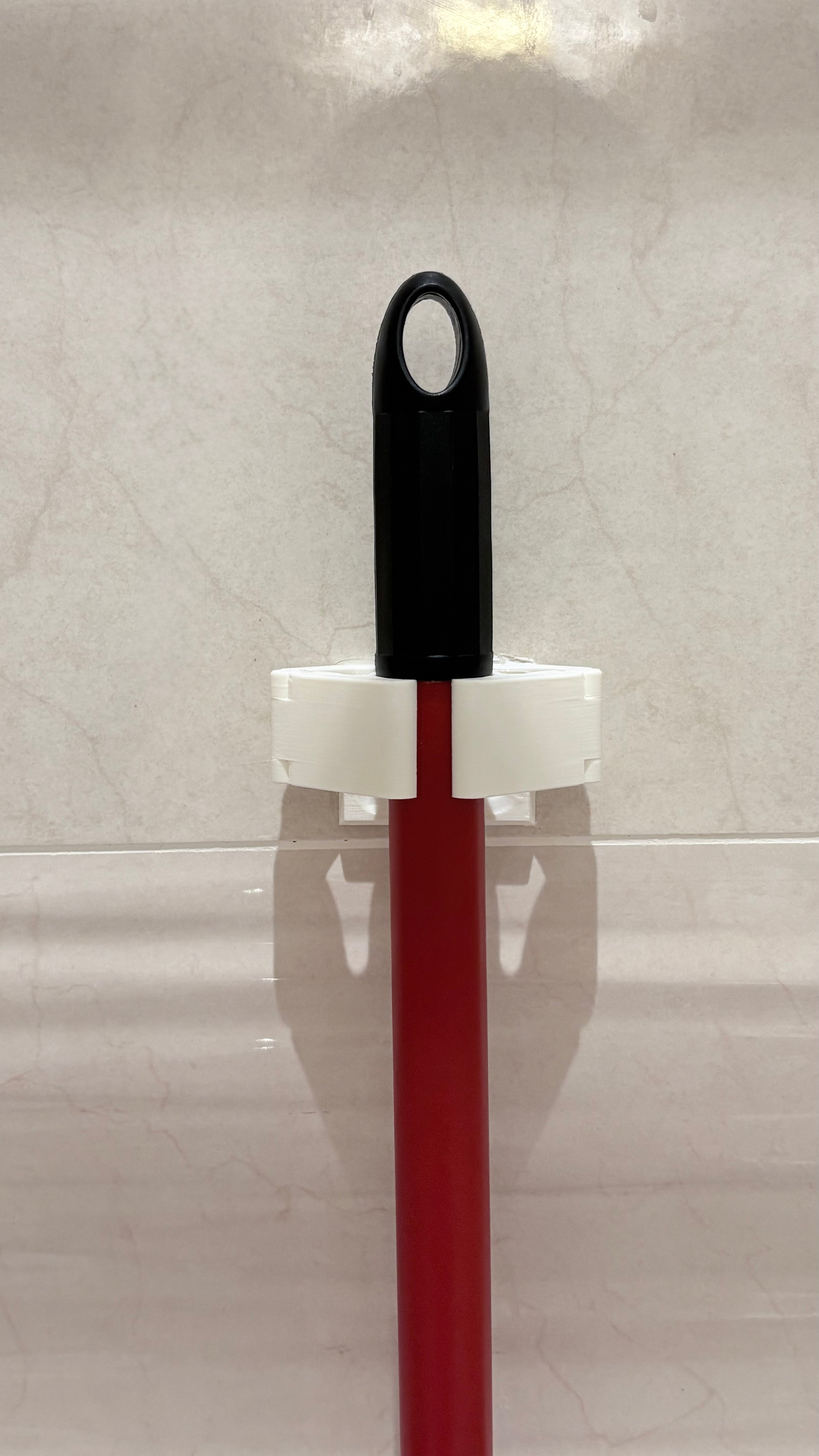Broom / Mop holder