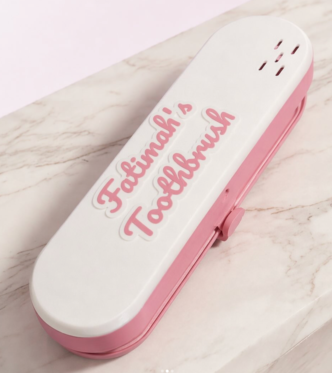 Custom 3D printed holder for Oral-B Toothbrush