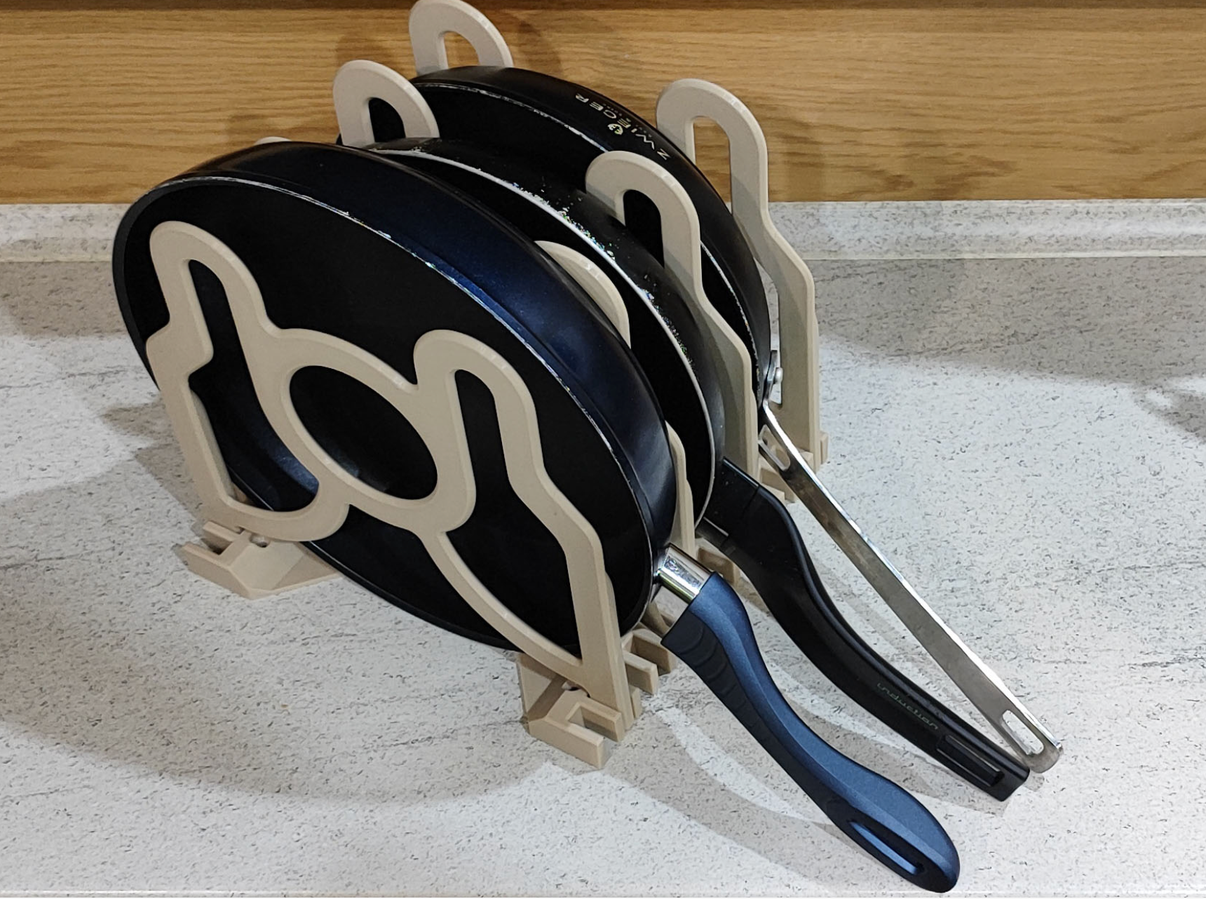 Frying Pan Rack 26x26cm - Customizable