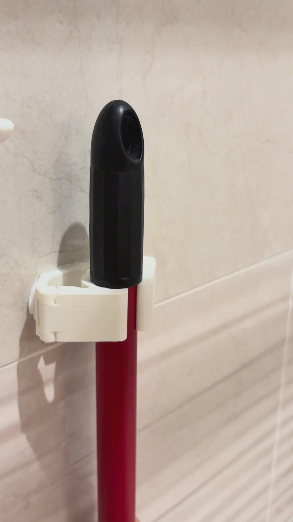 Broom / Mop holder
