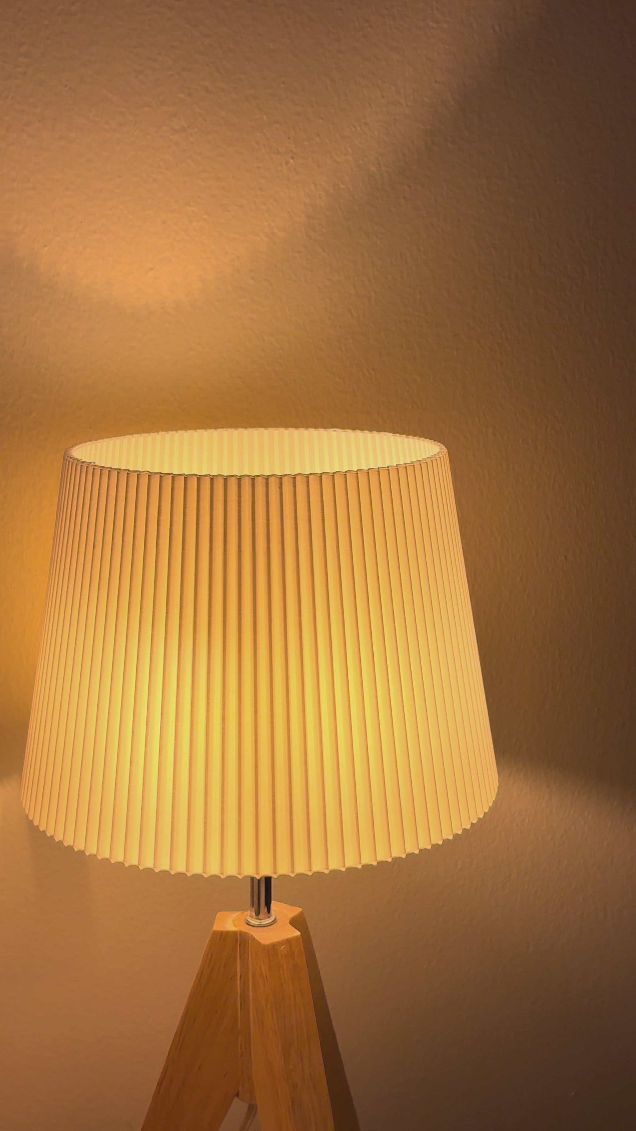 Circular shape Lampshade - Custom size and colour